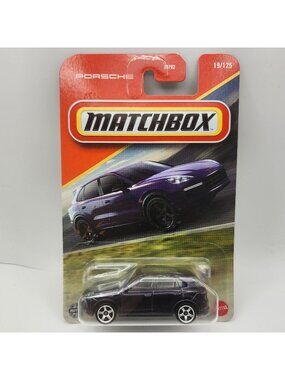 Matchbox Porsche Cayenne Turbo Plum Purple 2025 19/125